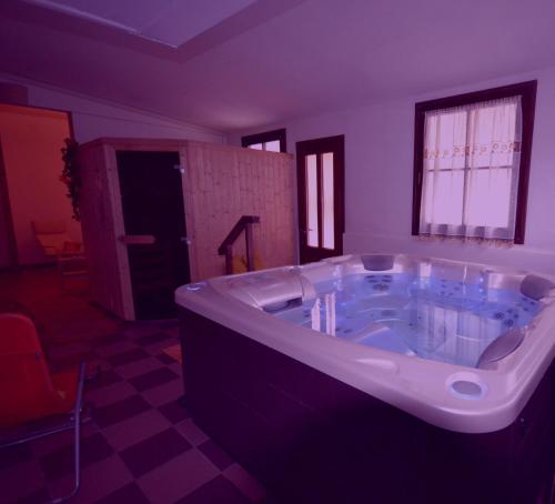 梅扎诺萨尔盖提酒店的相册照片
