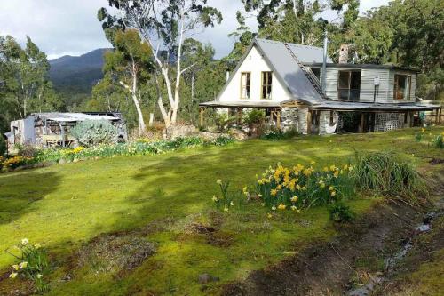 The Stone Cottage - Bruny Island