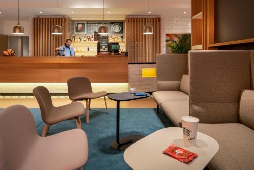 Holiday Inn Express - Marne-la-Vallée Val d'Europe by IHG
