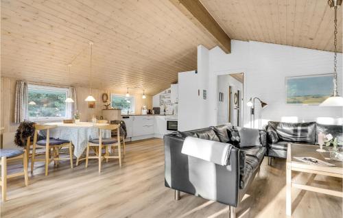 Cozy Home In Rømø With Kitchen平面图