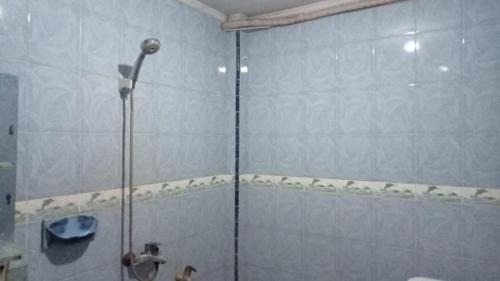 Vina Vira Hotel的一间浴室