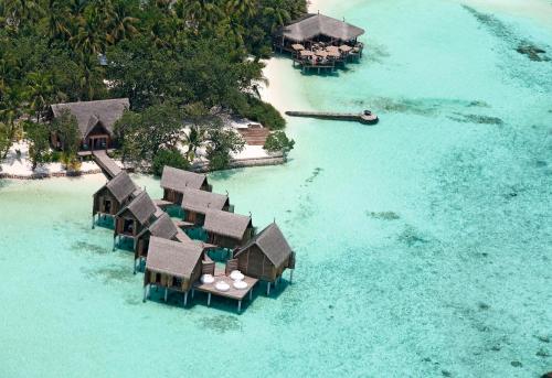 希曼杜岛马尔代夫康斯坦斯酒店 - 全包的水上度假村的空中景观