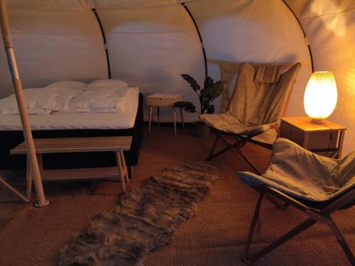 特拉森露营地及小屋客房内的一张或多张床位