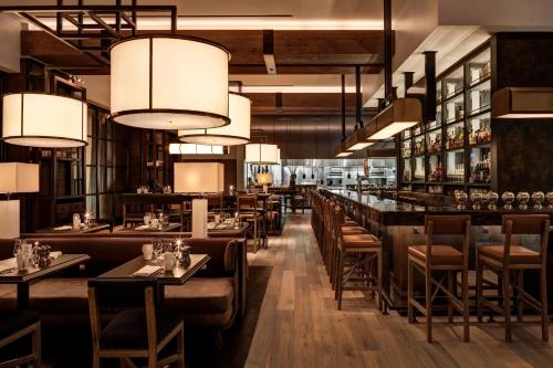 洛伊斯费城酒店餐厅或其他用餐的地方