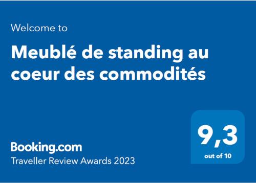 Meublé de standing au coeur des commodités的证书、奖牌、标识或其他文件