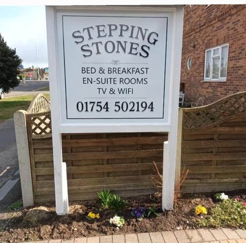 LincolnshireStepping Stones的住宿加早餐套房的标志