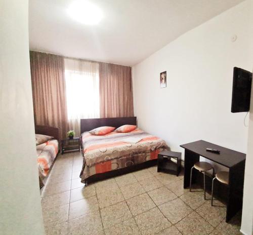 Casa Dobrescu Centura De Nord客房内的一张或多张床位