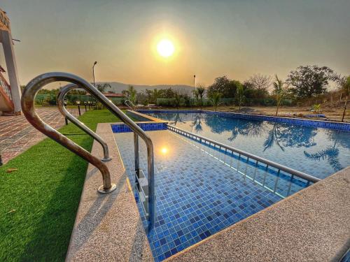 Vibe Meadows Villa with Private Swimming Pool Near Kashid Beach平面图