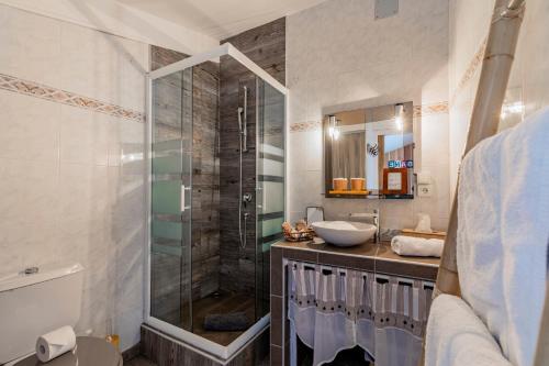 尚布欧维莱酒店的一间浴室