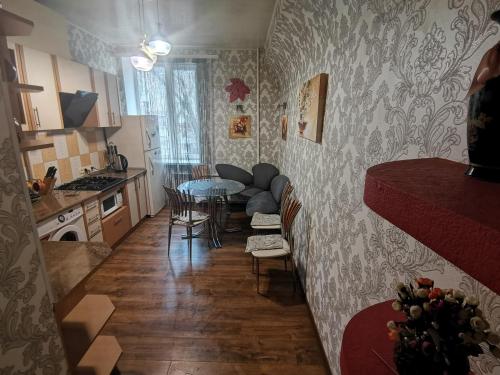 Apartment Lux Centr 2BedRooms near Aristocrat Prospect Soborniy的休息区