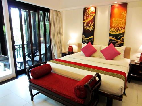 扬塔拉斯瑞度假酒店客房内的一张或多张床位