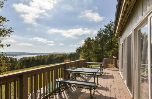 Hoot Owl Table Rock Lake - Amazing Lake Views!! - Game Room - Priced To Rent!!平面图