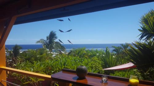 Poz Lagon - chambre d'hôtes - Bungalow pour 2 personnes - Jacuzzi privatif - petit déjeuner - Vue sur le lagon