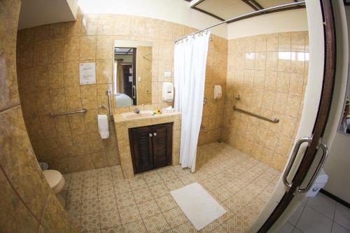 图里亚尔瓦瓦格利亚酒店的一间浴室