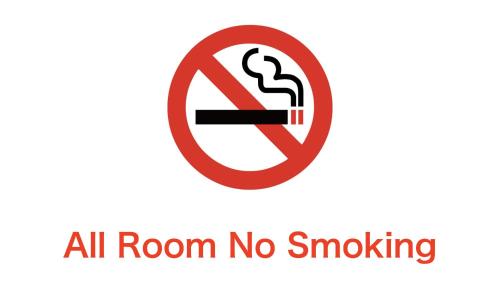 曼谷DonMueang Boutique House DonMueang Airport的所有客房均禁止吸烟,白色背景被隔离