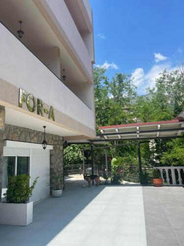 FOR-A Apartmani