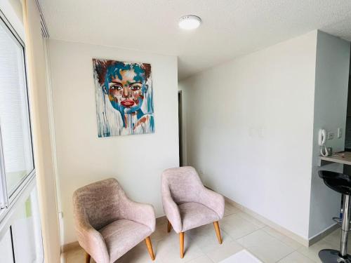 Apartamento Bonanza T3的休息区