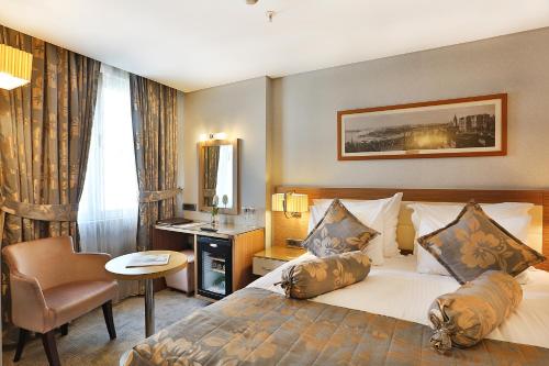 莫门托酒店 - 特殊类别客房内的一张或多张床位