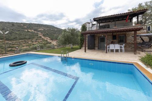 Refreshing Villa near Milas-Bodrum Airport平面图