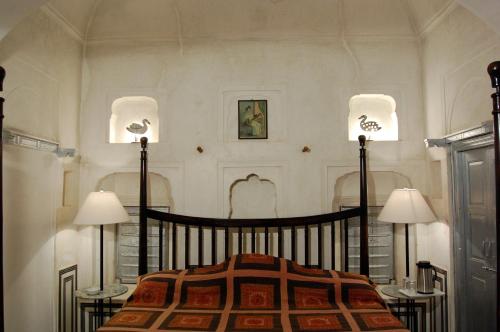 Hotel Chobdar Haveli客房内的一张或多张床位