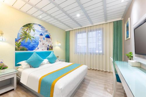 义乌爱尚·德丰酒店(义乌国际商贸城店)的一间酒店客房,配有一张床和一台电视