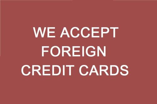 圣彼得堡欧克提亚布斯卡亚酒店的表示接受外国信用卡的标志