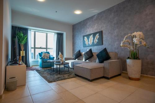 Elite Residence 2BR Luxurious Palm View in Dubai Marina