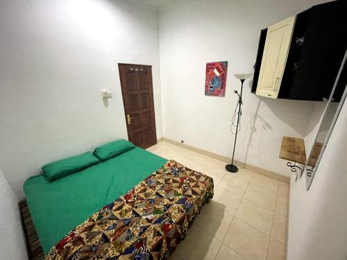 Gorga hostel客房内的一张或多张床位