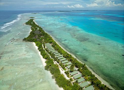 Meedhoo马尔代夫卡娜丽度假村的海洋岛屿的空中景观