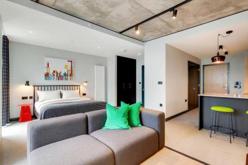 Wembley Park Modern Flat的休息区