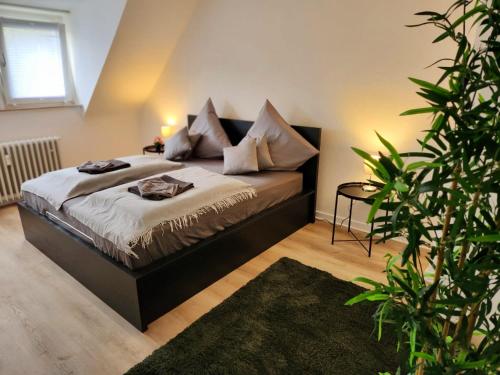 ND Hotels & Apartment Düsseldorf客房内的一张或多张床位