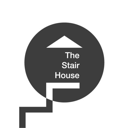 水原市The Stair House的楼梯间标志的图象