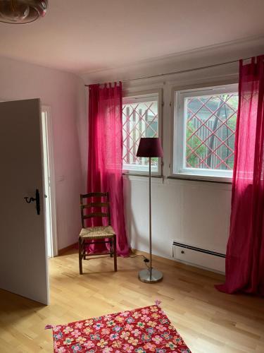 1 - 2 Zimmer in historischem Altstadthaus的休息区