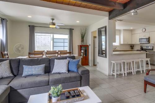 OceanCatcher - newly remodeled 3 bedroom retreat with ocean view in the heart of Mission Beach, sleeps 10平面图