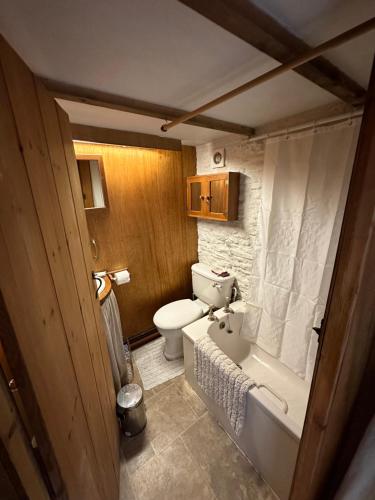 Quirky Tiny Home in York Moors