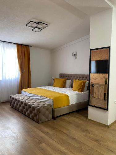 Hotel Restaurant Domestika客房内的一张或多张床位