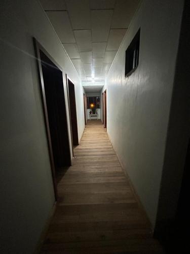 昆卡Casa Terra的走廊在办公楼,走廊长