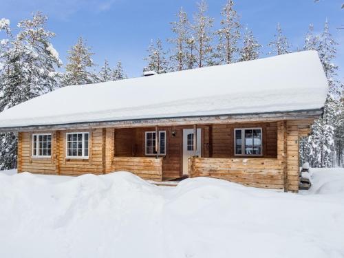 NissiHoliday Home Oivangin siesta by Interhome的雪地小木屋