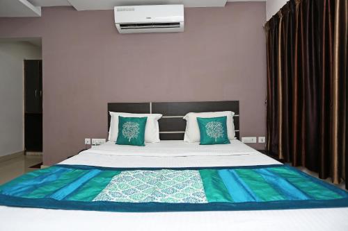 Subudhi'S Inn客房内的一张或多张床位