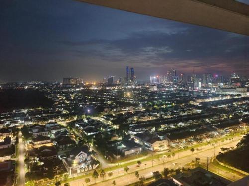 Mid Vally Southkey JB, 2BR, WIFI, 7 mins to CIQ鸟瞰图