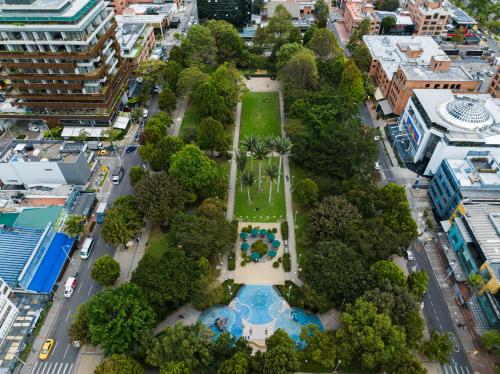 波哥大收集93GHL酒店的城市公园的空中景观