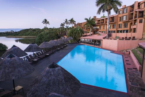 圣拉米尔度假酒店及Spa内部或周边的泳池