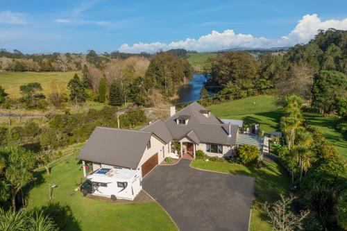 McLaren Lake View