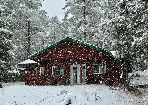 Salt Creek Cabin In The Gila平面图