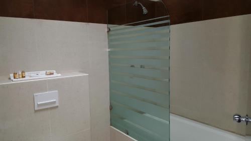 杜布罗夫尼克酒店的一间浴室