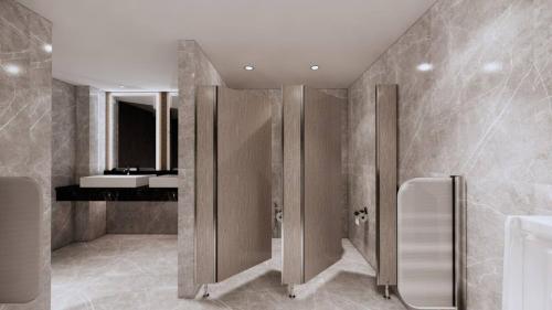 金巴兰Platinum Hotel Jimbaran Beach Bali的浴室设有木质隔板