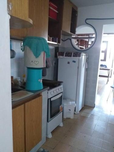 apartamento encantador bem ventilado, excelente localização na av Dom Luís.平面图