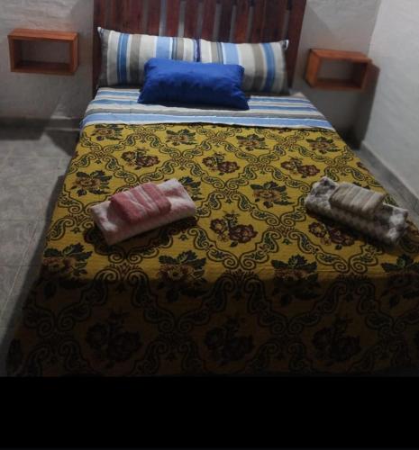 福尔摩沙Armonia的床上有2个枕头