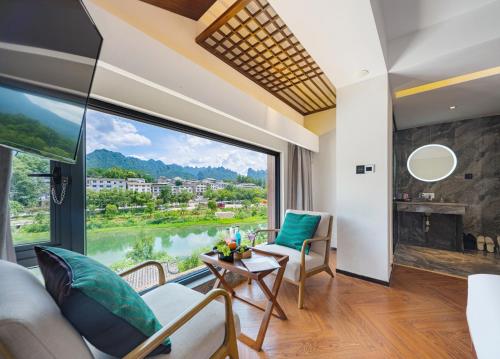 Riverside Peak Lodge Zhangjiajie Wulingyuan National Park