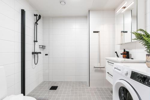 Spot Apartments Hyrylä的一间浴室